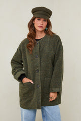 665 Manteau court tissu à motif, col rond fermeture à 4 boutons avec deux poches à l'avant