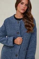 665 Manteau court tissu à motif, col rond fermeture à 4 boutons avec deux poches à l'avant